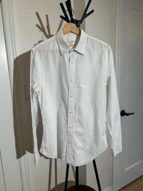 2 Club Monaco White Light Cotton Dress Shirts